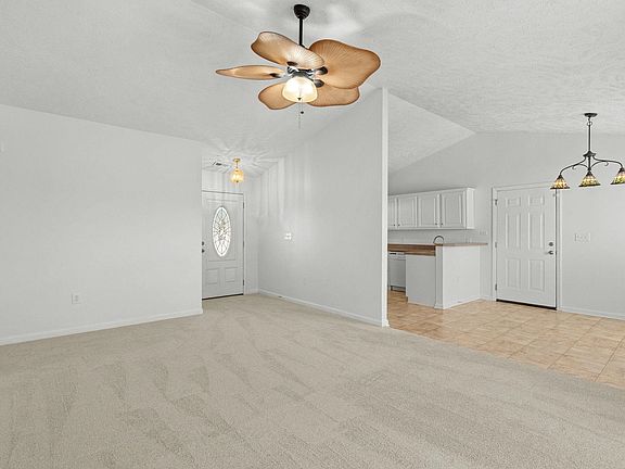 5th image of 227 Sweetbay Magnolia St.