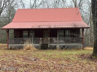 279 White Oak Cir, Sunbright, TN 37872