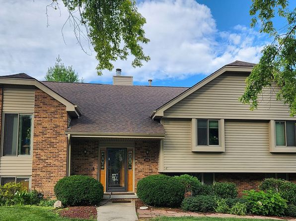 205 N 159th Cir