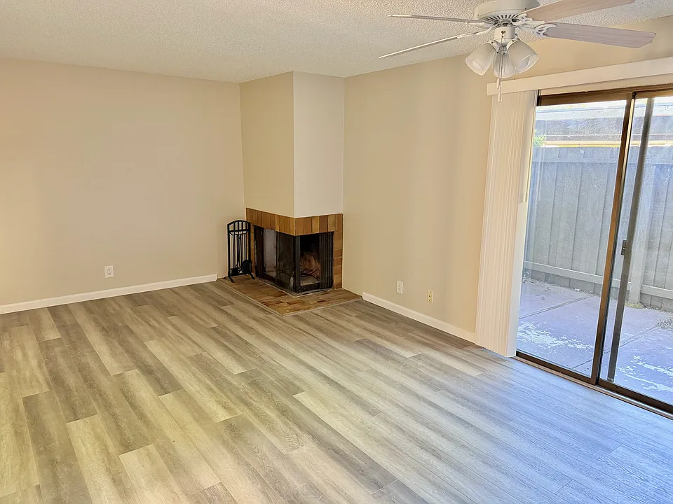 Pleasant Hill Gardens Apartment
