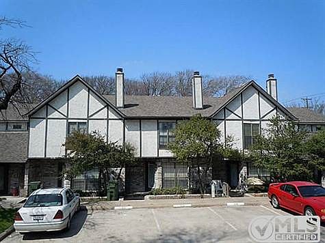 4th image of 3930 Brandon Park Dr
