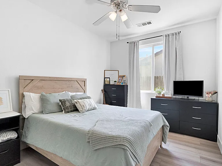 5921 W Babcock Ave — Photo 10