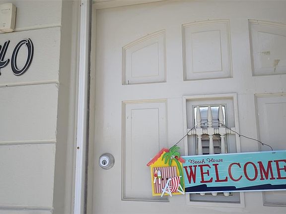 2nd image of 2070 World Parkway Blvd APT 40