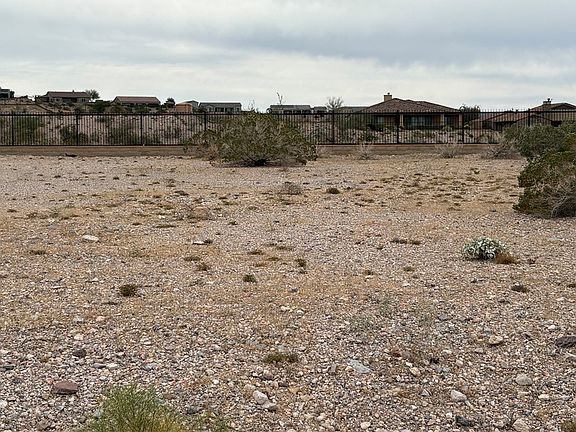 2nd image of 3238 Gila Drive