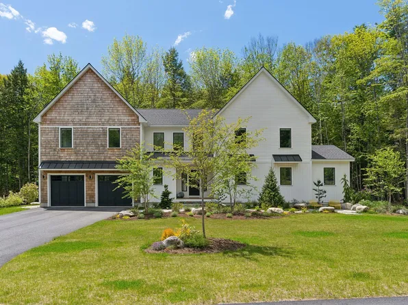 30 Peaceful Way, Cumberland, ME 04021