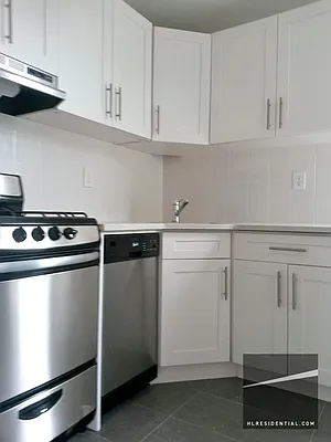 Rented by Highline Residential | media 4