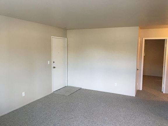 4th image of 1271 Coronado Dr APT 4
