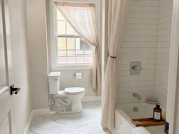 4th image of 101 Center St APT 3