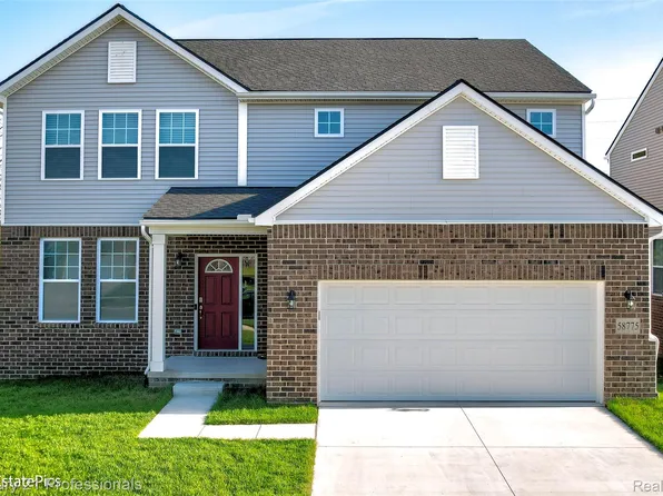 58775 Gidran Dr, South Lyon, MI 48178