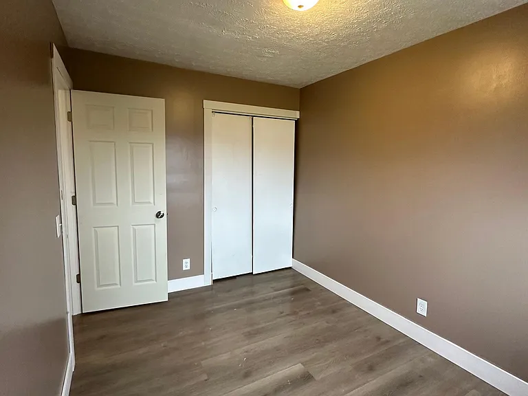 5202 Charm St SW — Photo 3