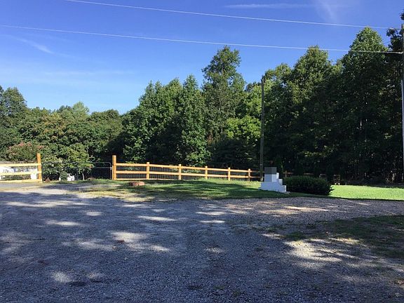 4th image of 118 River Breeze Ln