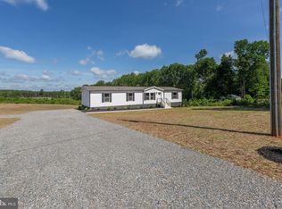 7255 Shannon Hill Rd, Louisa, VA 23093