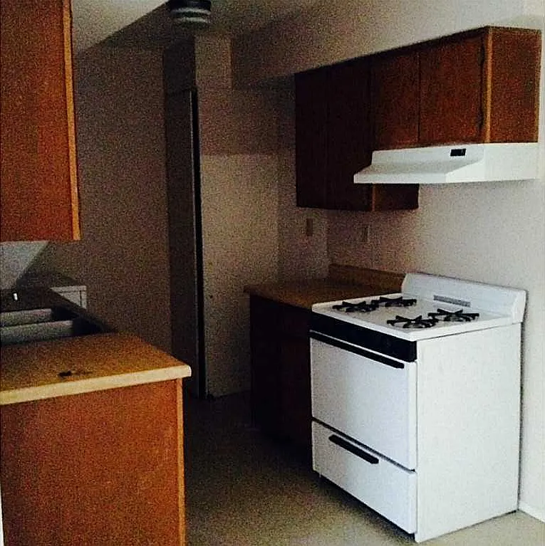 1905 B Karen Sue - 1 — Photo 3