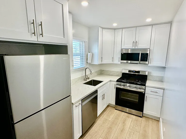 1705 S Myers St #3 — Photo 8