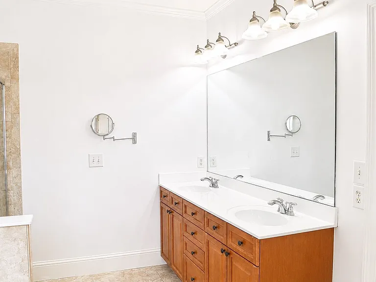 5211 Merrimont Dr — Photo 15