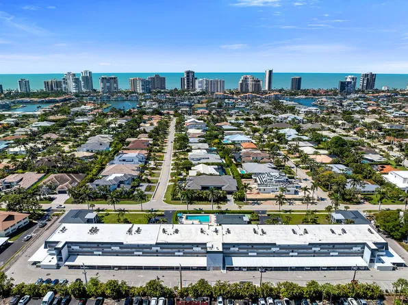 4200 Belair Ln APT 303, Naples, FL 34103