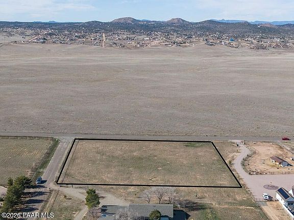 2nd image of Xx N Reed Rd