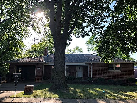 2nd image of 4928 N Everts Ct