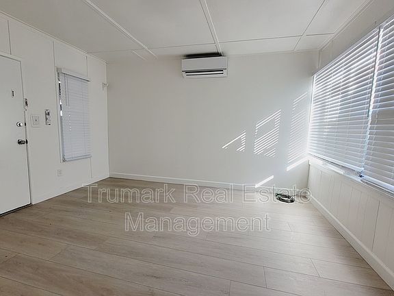 2nd image of 435.5 N Catalina Ave