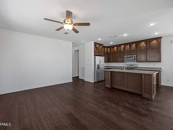 4th image of 10201 N 99th Avenue #104