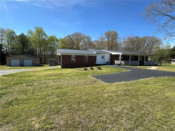 281 Spencer Meadow Rd, Asheboro, NC 27205