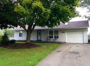 22524 Berry Knolls Dr, Cambridge Springs, PA 16403