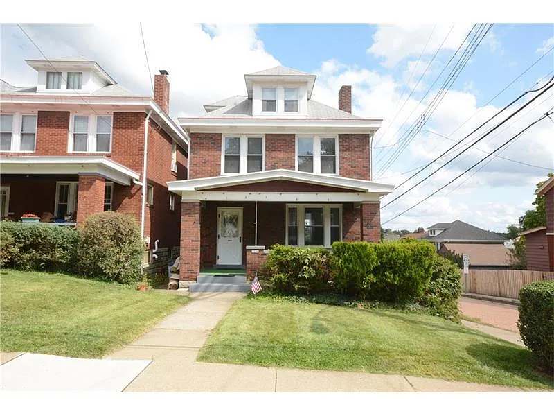 1200 Peermont Ave photo 1