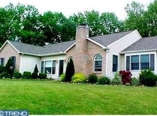 2270 Little Rd, Perkiomenville, PA 18074