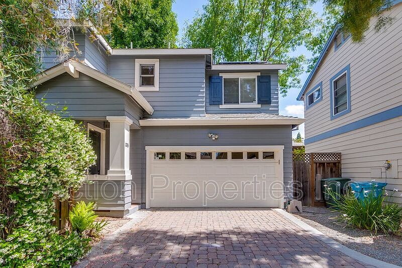 1st image of 335 Everett Ave