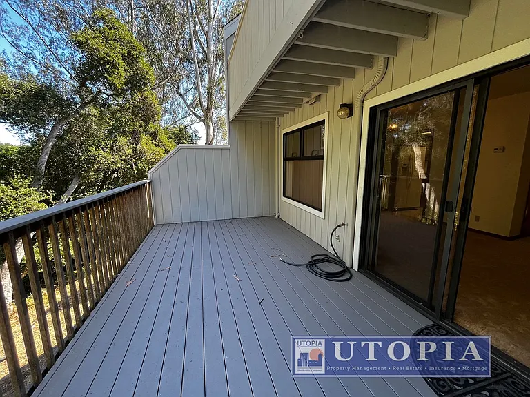 2726 Hampton Ln — Photo 16