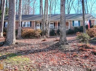 3651 E Twin Oaks Dr SE, Smyrna, GA 30080