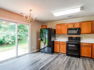 2632 Quarry Ridge Ln, Raleigh, NC 27610