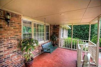 3rd image of 2657 Elm Dr SE