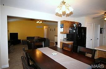 3rd image of 221 Excalibur Blvd