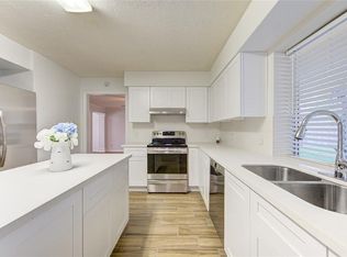 1411 Village Garden Dr, Missouri City, TX 77459