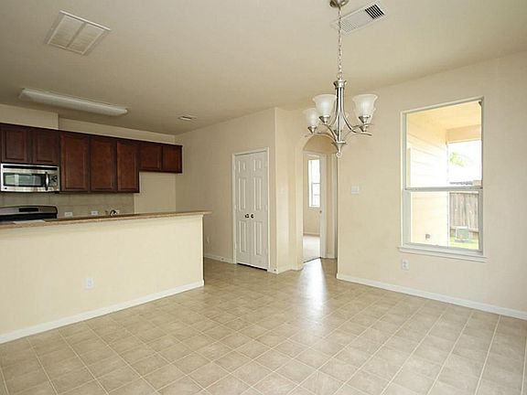 5th image of 2610 Wilson Creek Ln
