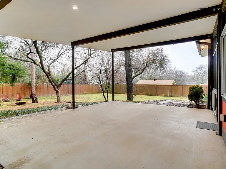 1403 Kendolph Dr — Photo 24