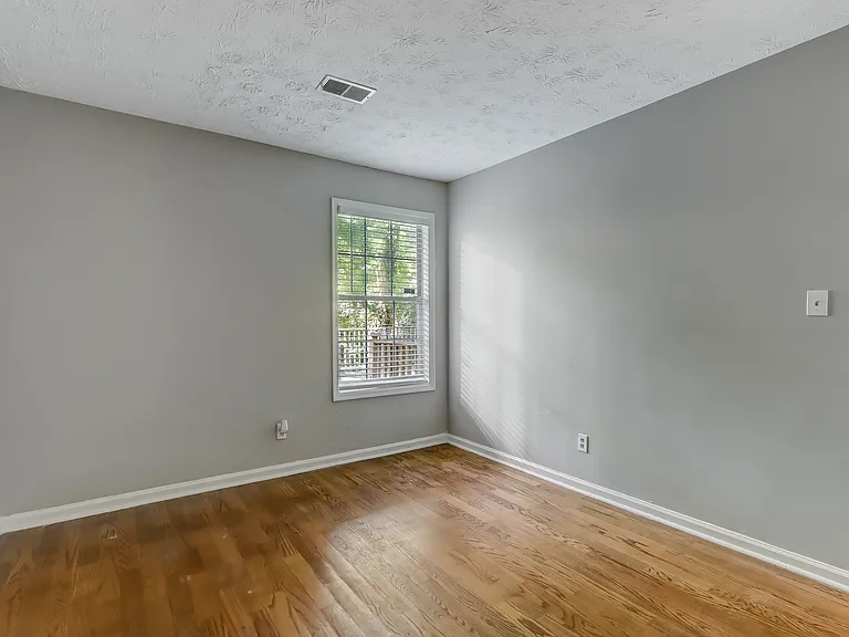 323 Farm Place Ct NE — Photo 14