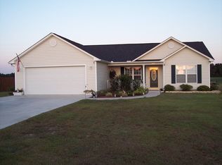 332 Carolina Hickory St, Loris, SC 29569