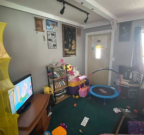 3rd image of 3197 Louisiana Ave