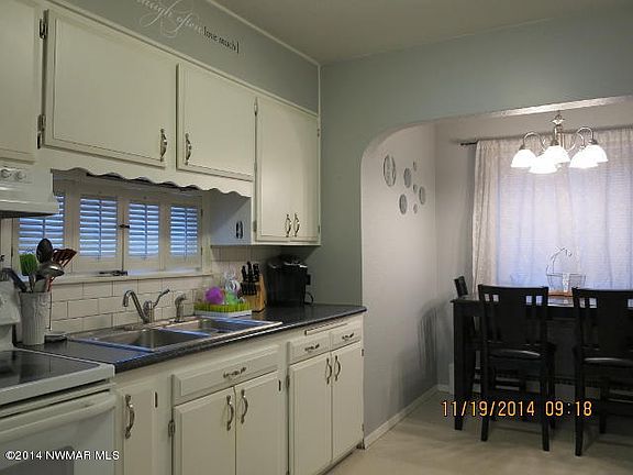 4th image of 111 Arnold Ave N