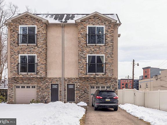 2nd image of 233 Paoli Ave