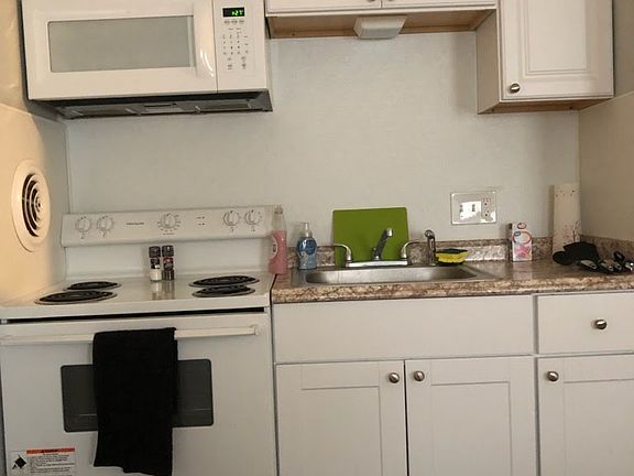 3rd image of 1105 2nd Ave APT 24