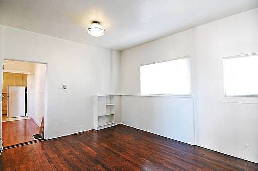 4th image of 1876 Green St #B