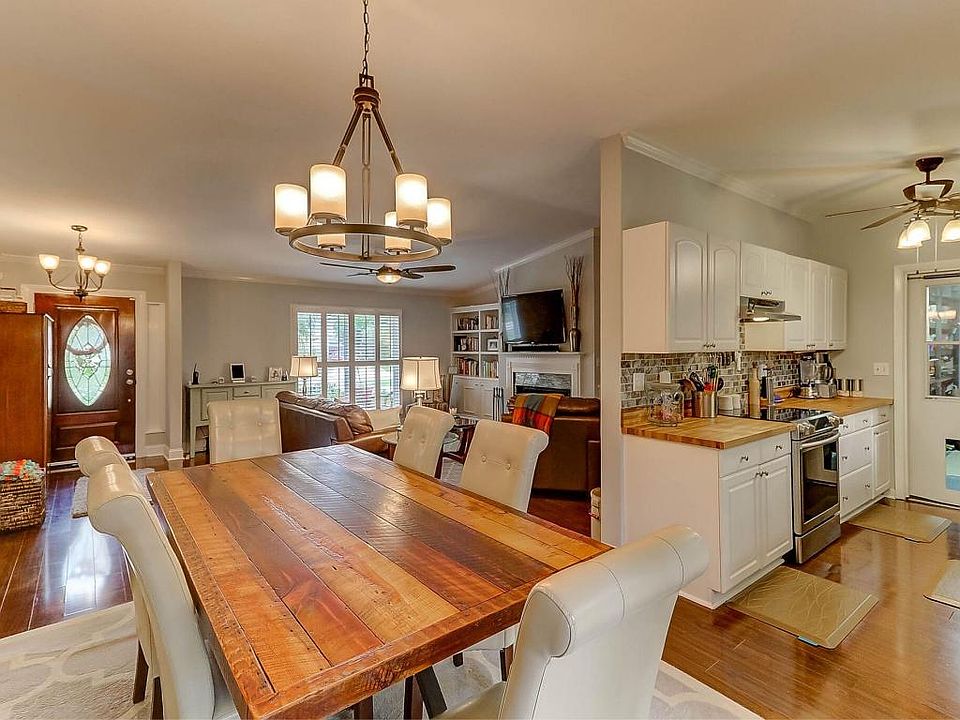 1st image of 1443 Kentwood Cir