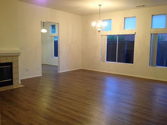 3rd image of 3967 Escala Dr