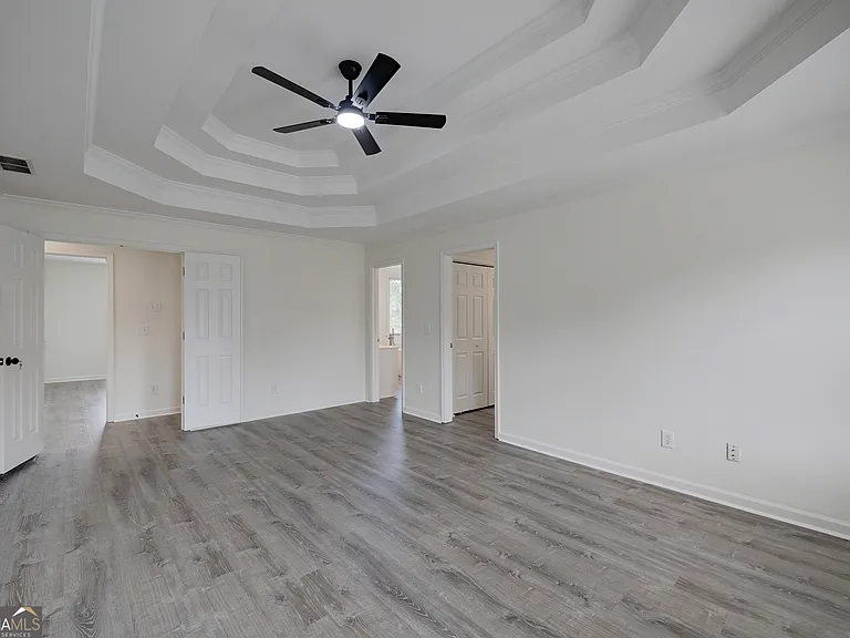 5795 Dovnick Dr — Photo 48
