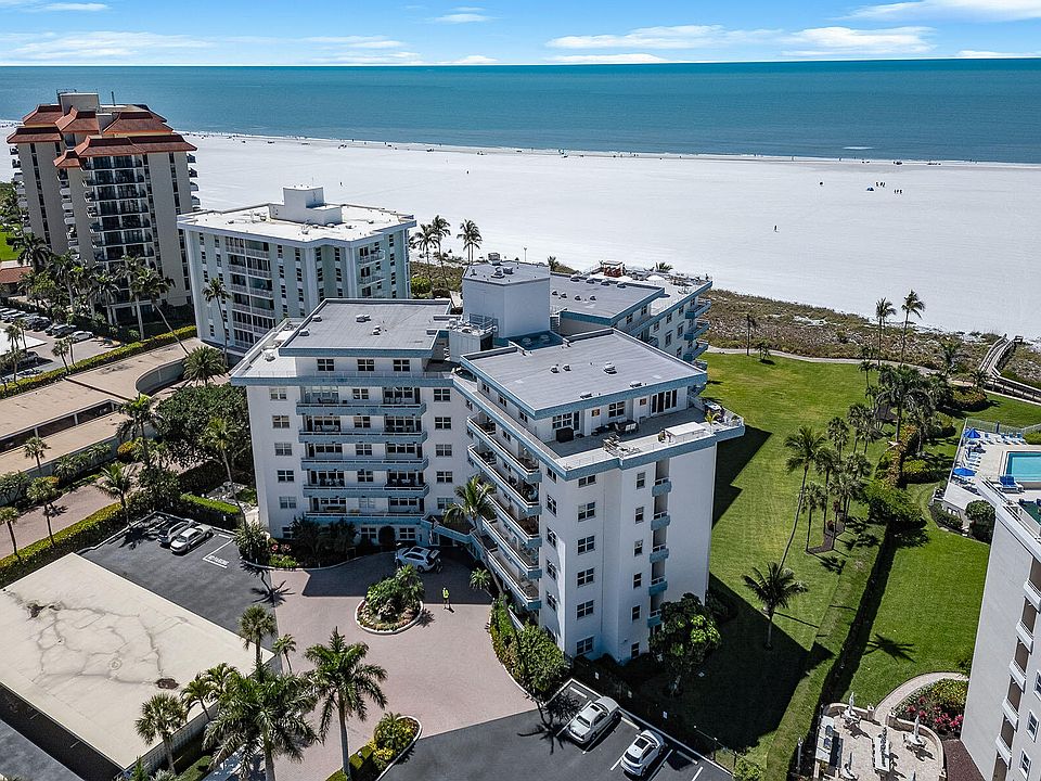 1st image of 220 Seaview Ct APT 305