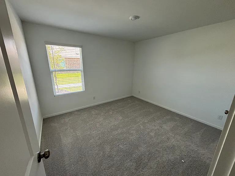 1412 Merlin Bluff St — Photo 12