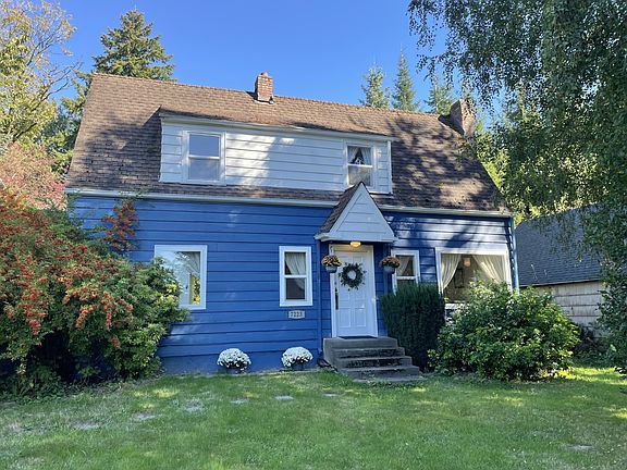 4th image of 7223 61st Ave SE
